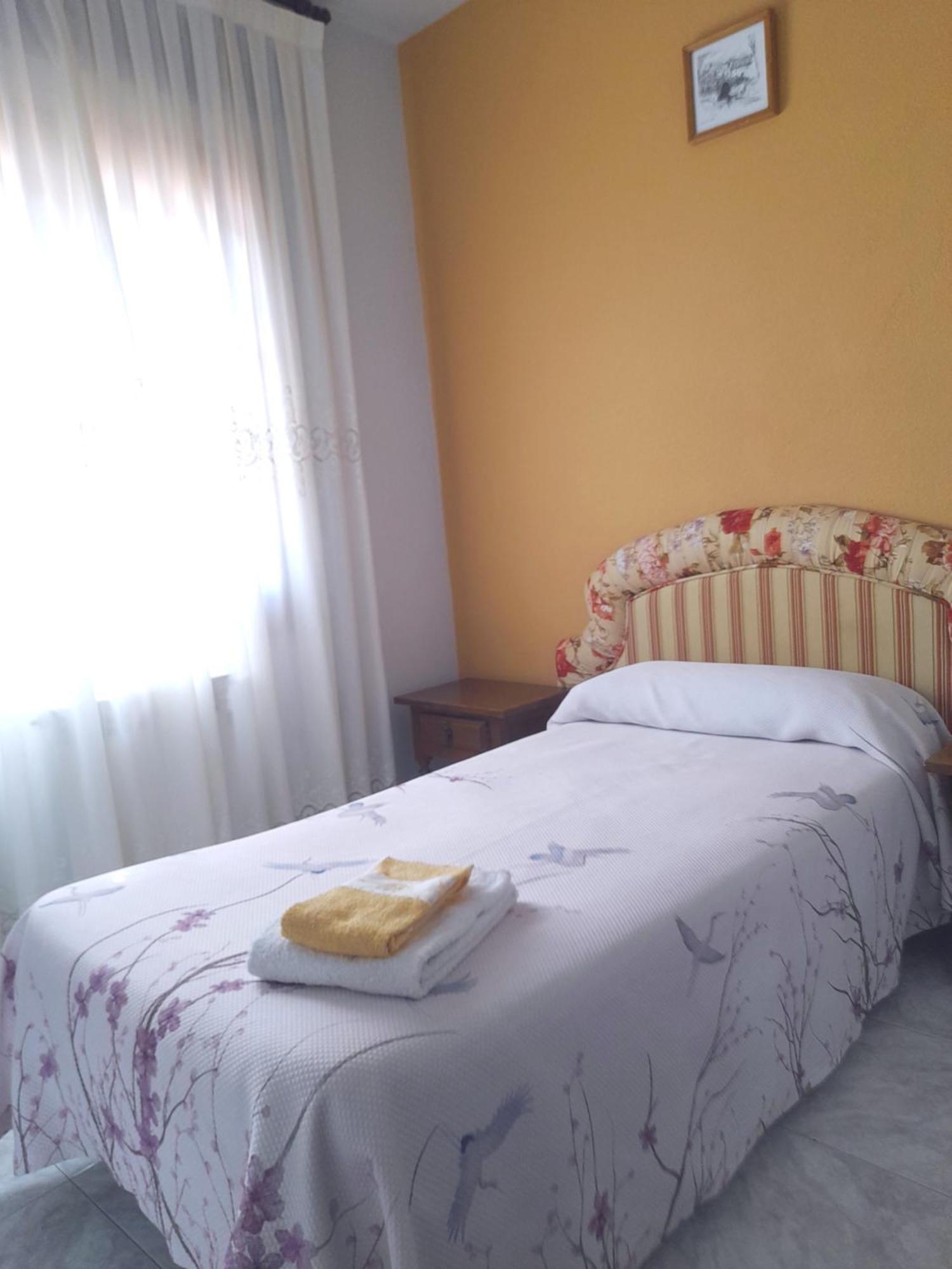 Hostal Restaurante Villa De Sepulveda Room photo