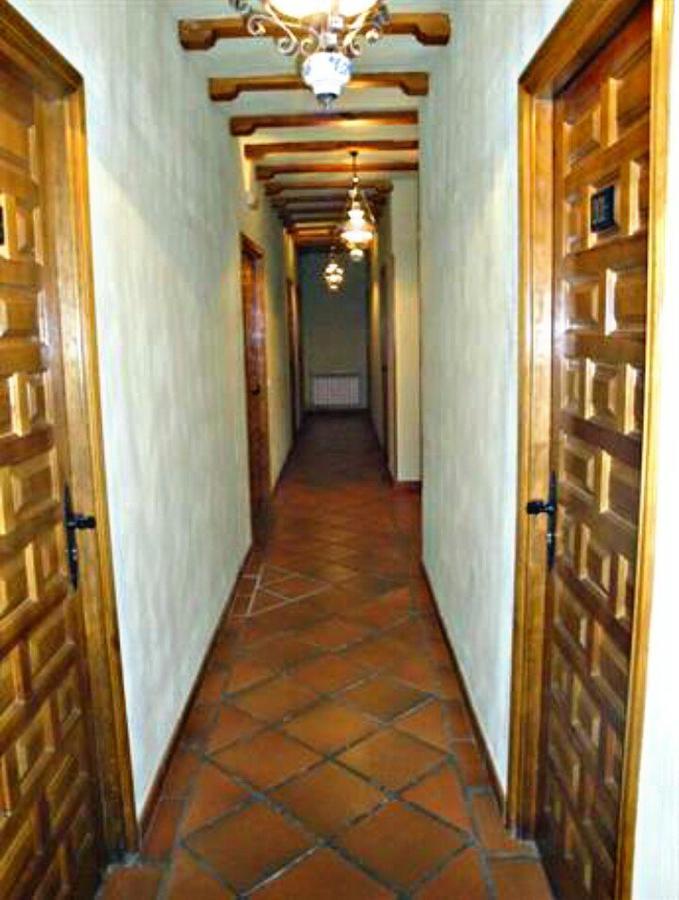 Hostal Restaurante Villa De Sepulveda Exterior photo